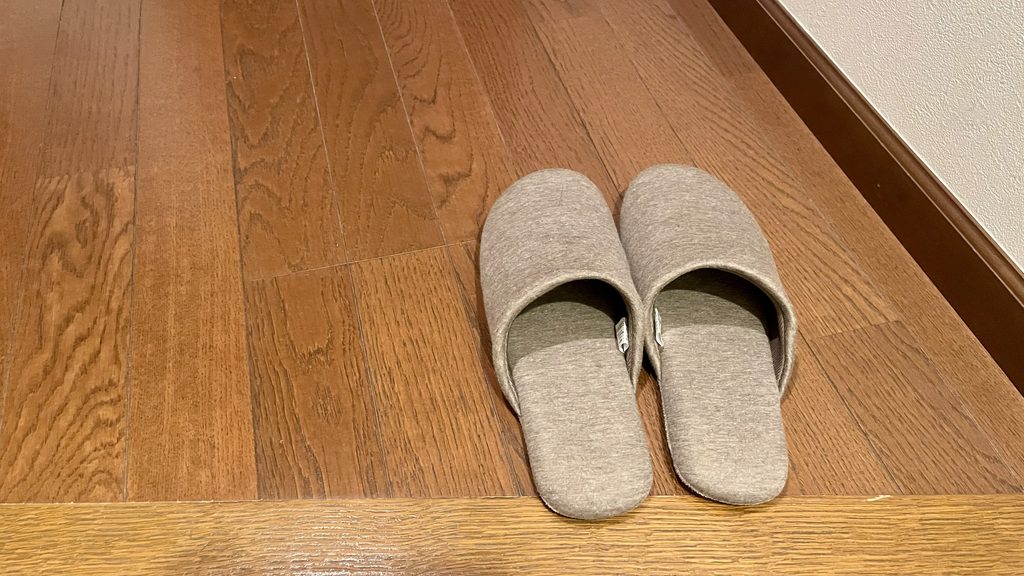 slippers